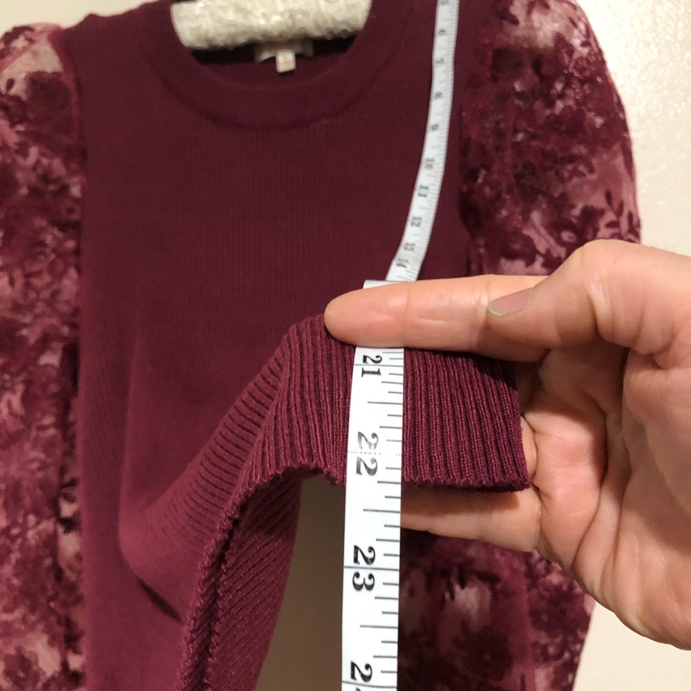 Peach crewneck Ribbed sweater burgundy size large Puffy Floral Sheer Lace sleeve - Picture 9 of 9
